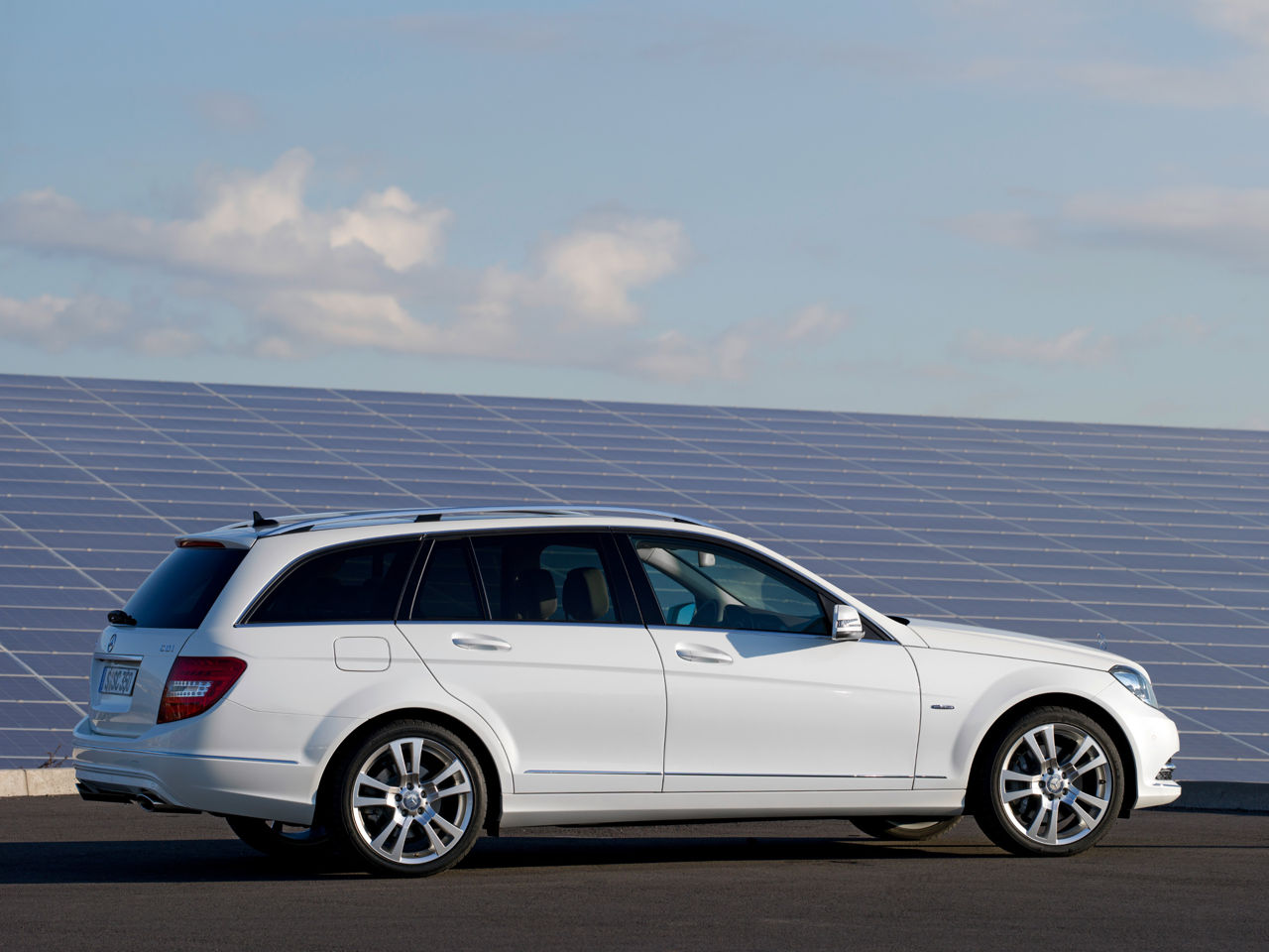 Dezmembrare mercedes piese w204 universal sedan universal piese mercedes dezembrare razborca foto 7