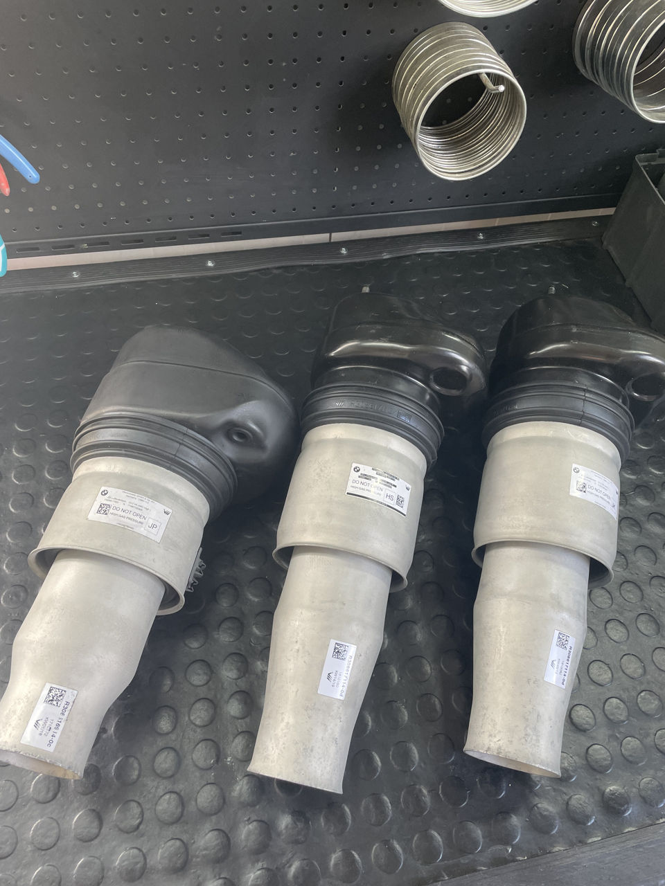 Пневмоподушки BMW G11 G12 G05 G07 фото 2