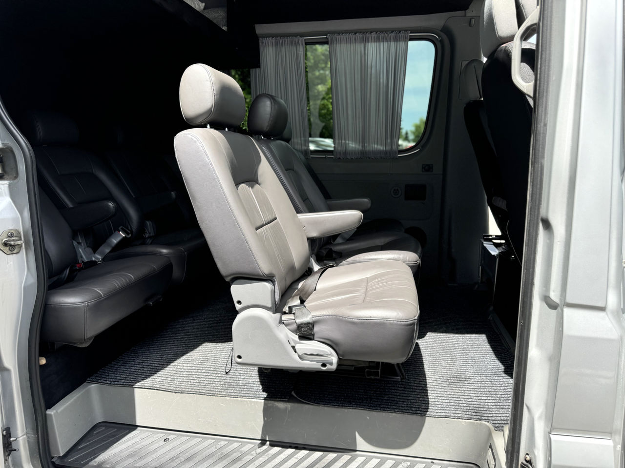 Volkswagen CRAFTER 9 LOCURI foto 14