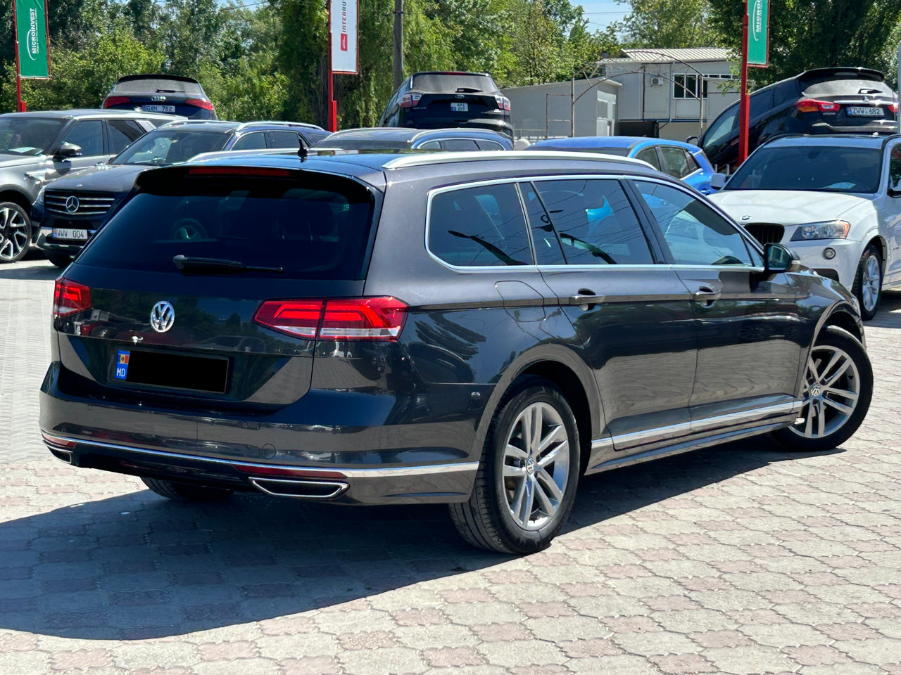 Volkswagen Passat foto 3