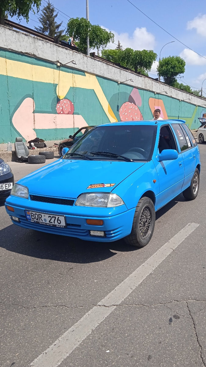 Suzuki Swift foto 0