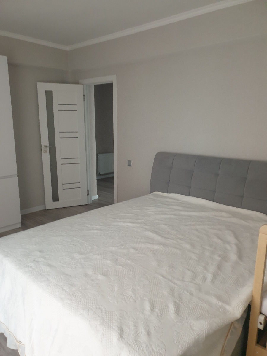 Apartament cu 2 camere, 85 m², Centru, Chișinău foto 4