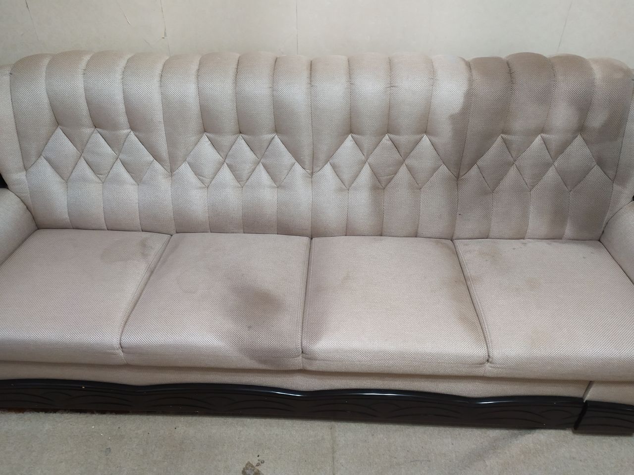 Профессиональная чистка мягкой мебели и ковров! В Кишиневе и в пригородах.