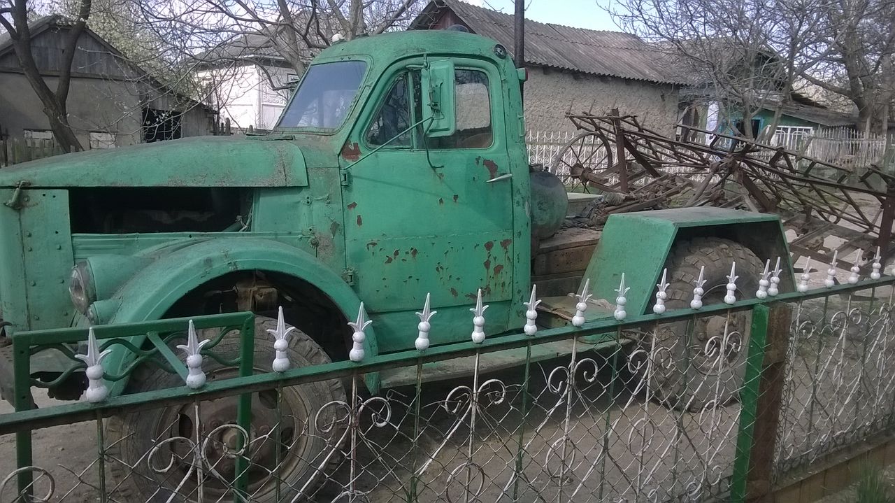 Tractor  cu  motor  dizeli  sigma  samodelca ... foto 1