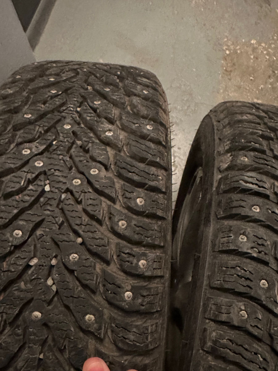 Nokian 215/60r16 iarna foto 2