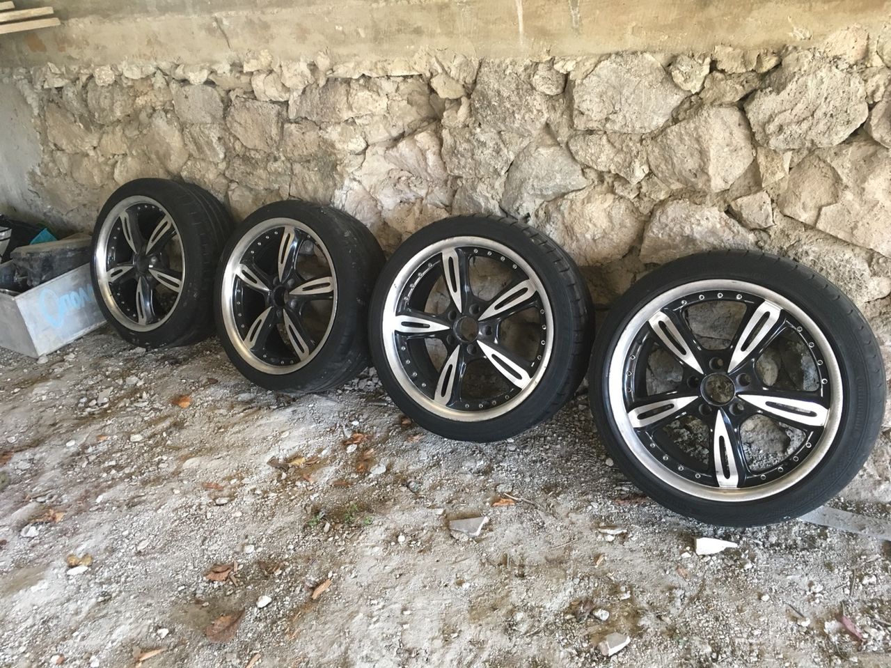 Diski R18 5x114,3 8J