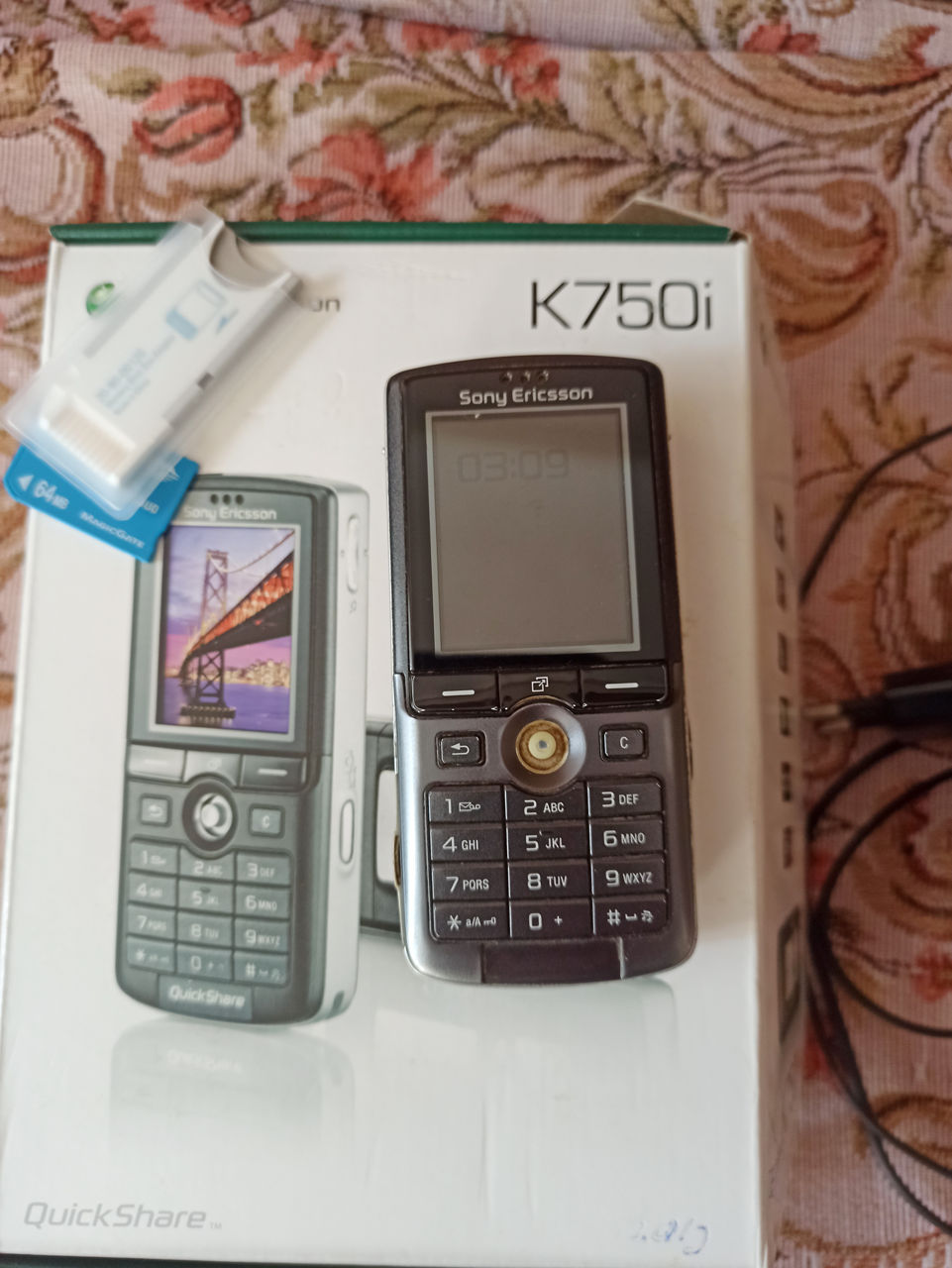 Sony Ericsson в рабочем состоянии. Sony Ericsson К750i - 200 лей ...