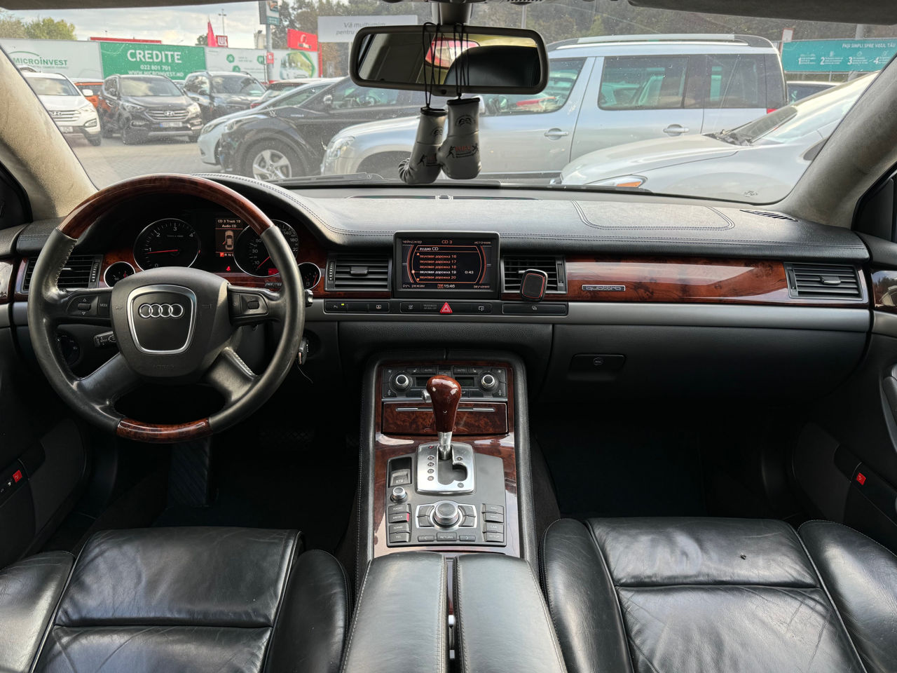 Audi A8 foto 7