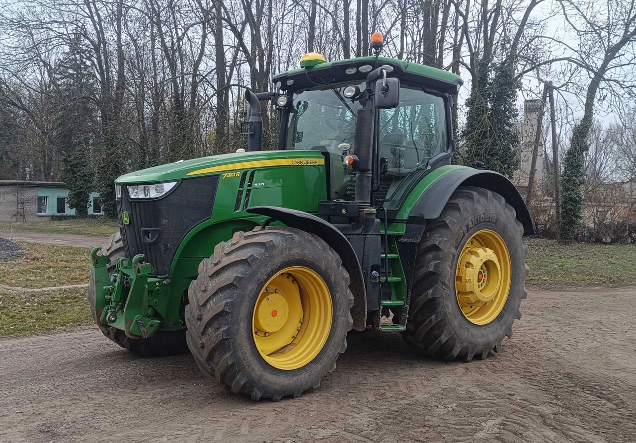 John deere 7310R  foto 10
