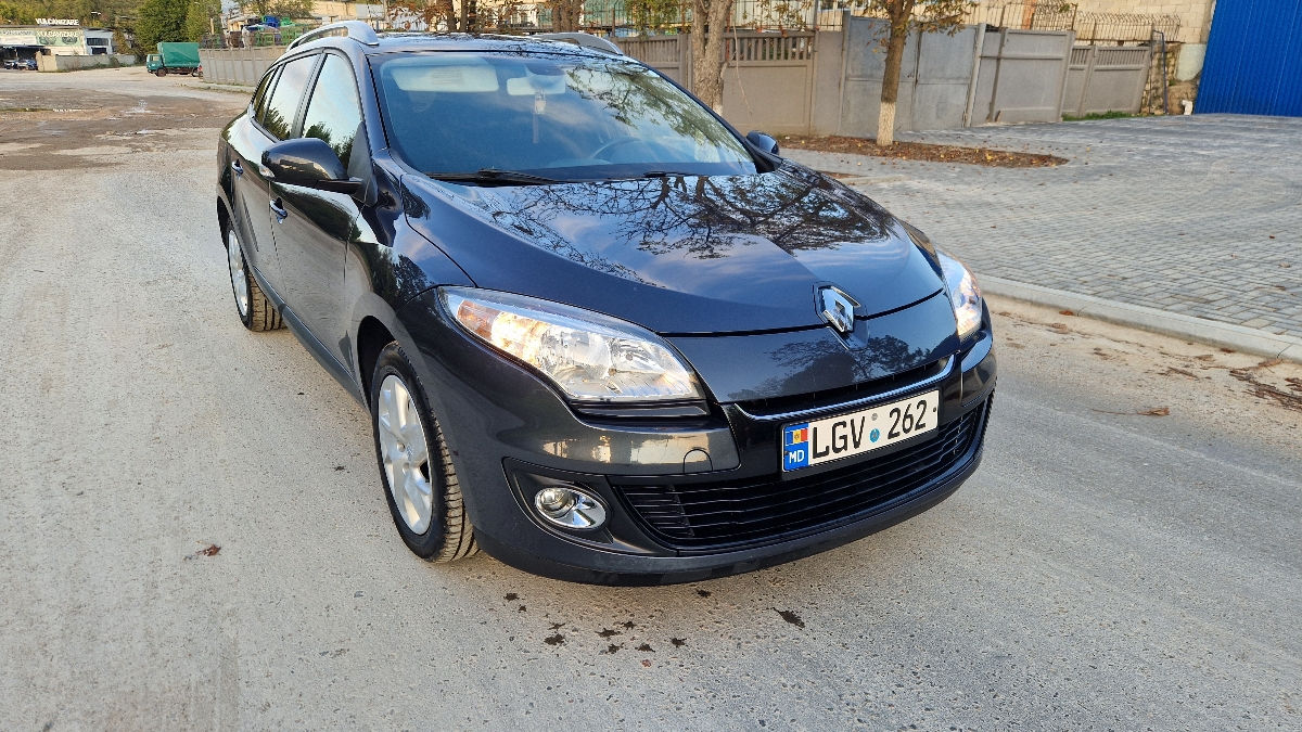 Renault Megane foto 2