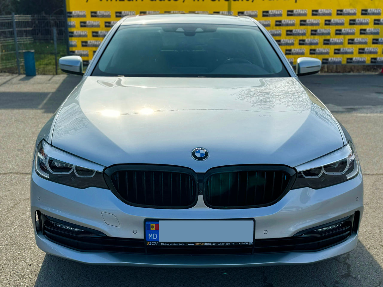 BMW 5 Series foto 2