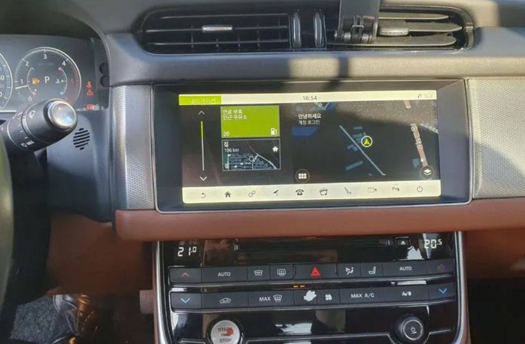 Jaguar Xf foto 6