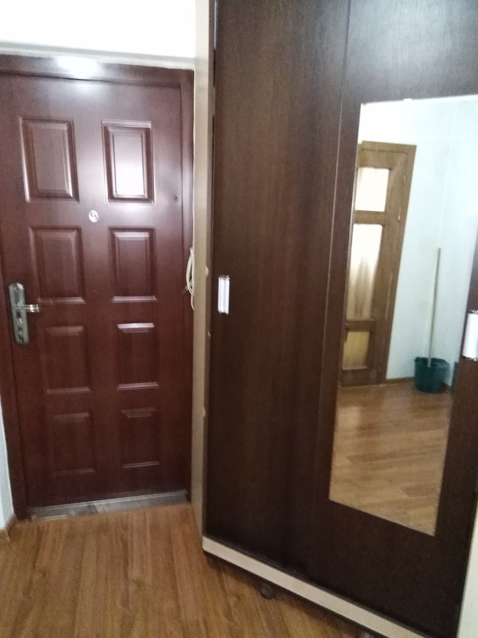 Apartament cu 2 camere, 60 m², Botanica, Chișinău foto 2