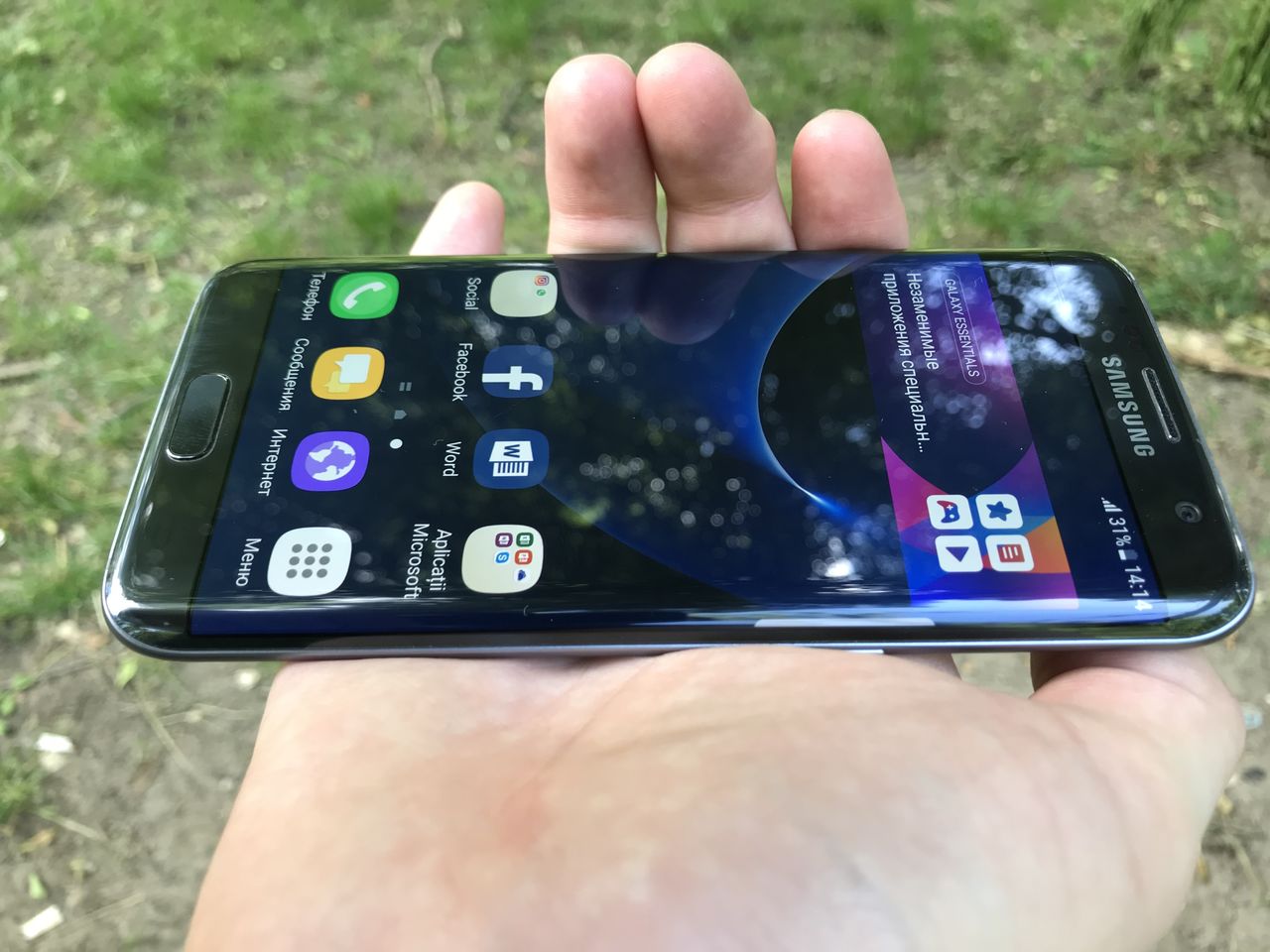 Samsung Galaxy S7 Edge - Отличное состояние 9.5/10, работает идеально.