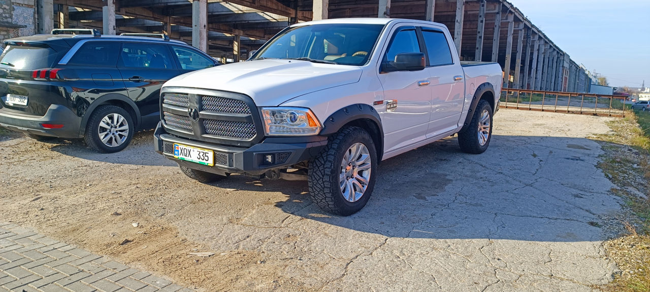 Dodge Ram foto 1