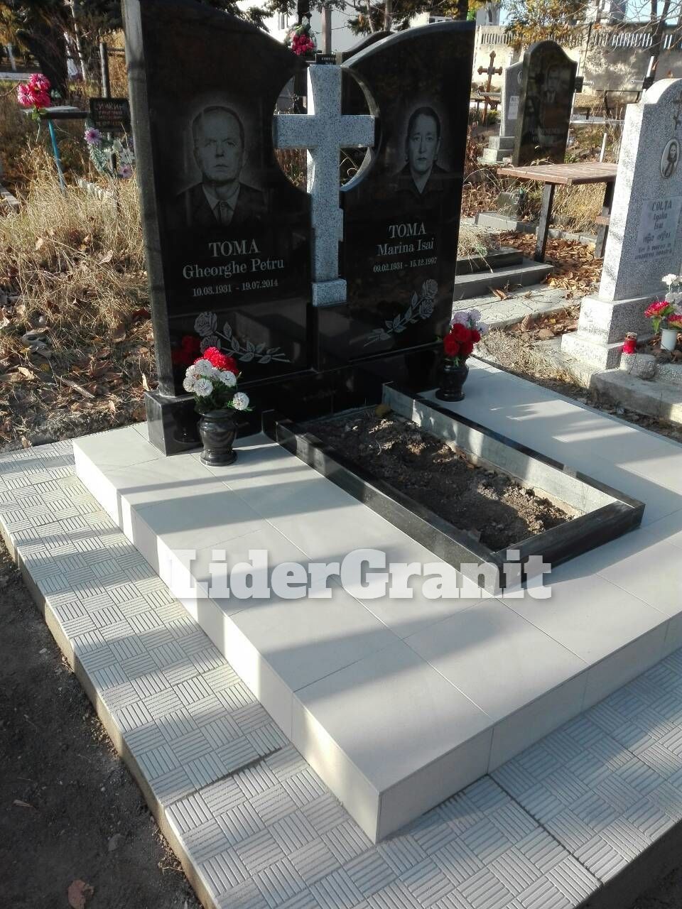 LiderGranit SRL предлагает самые дешёвые гранитные памятники в Молдове. фото 0