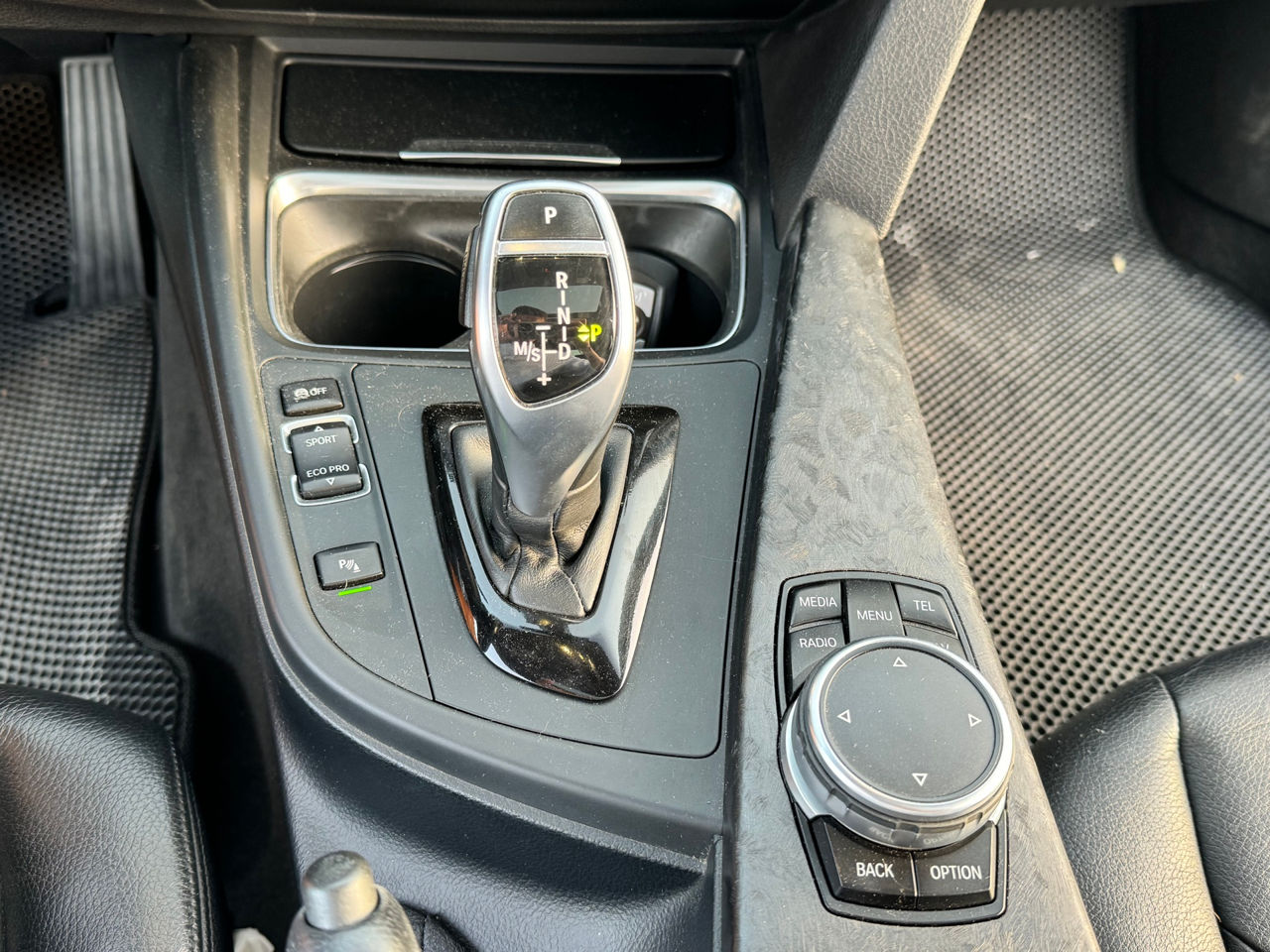 BMW 4 Series foto 13