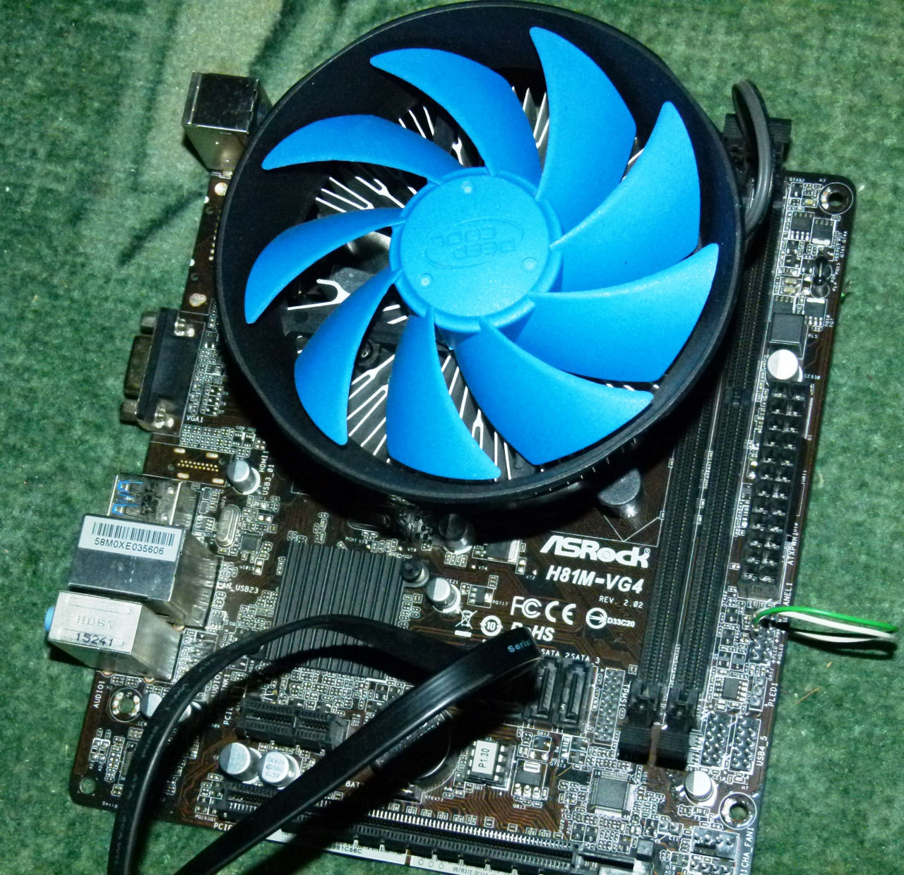 ASRock H81M-VG4 s1150, H81 PCIe x16 IntelCorei3 4160 3.6 DDR3 8GB ASRoc foto 3