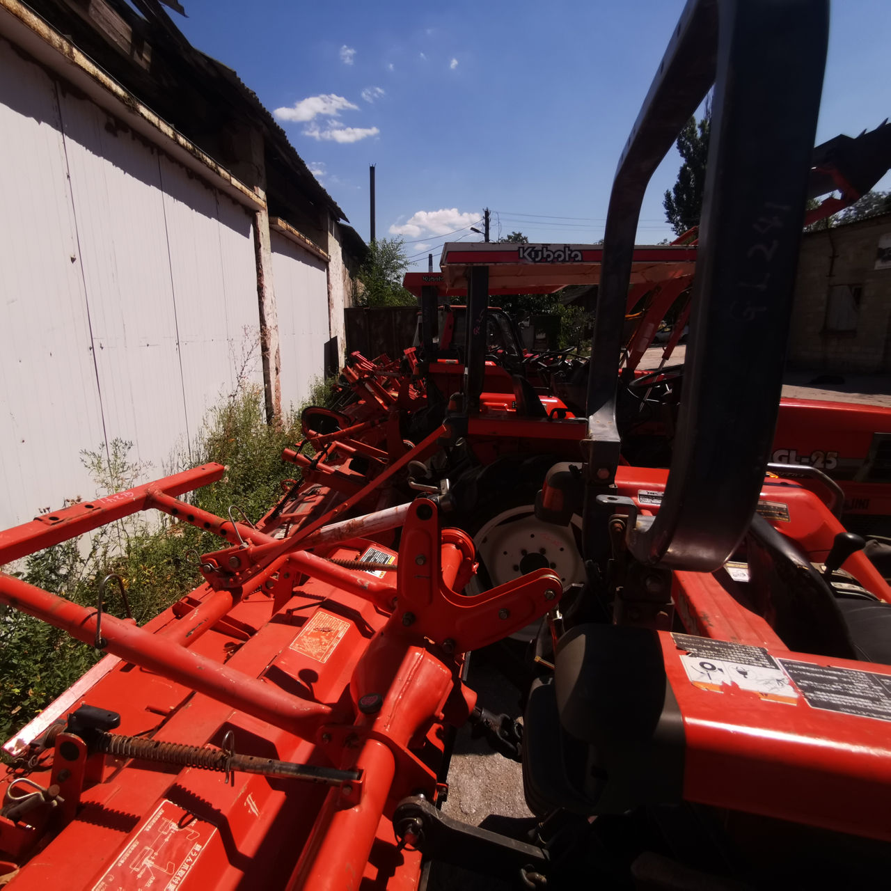 Tractor japonez - Iseki TA267 +freza+transport gratuit foto 5