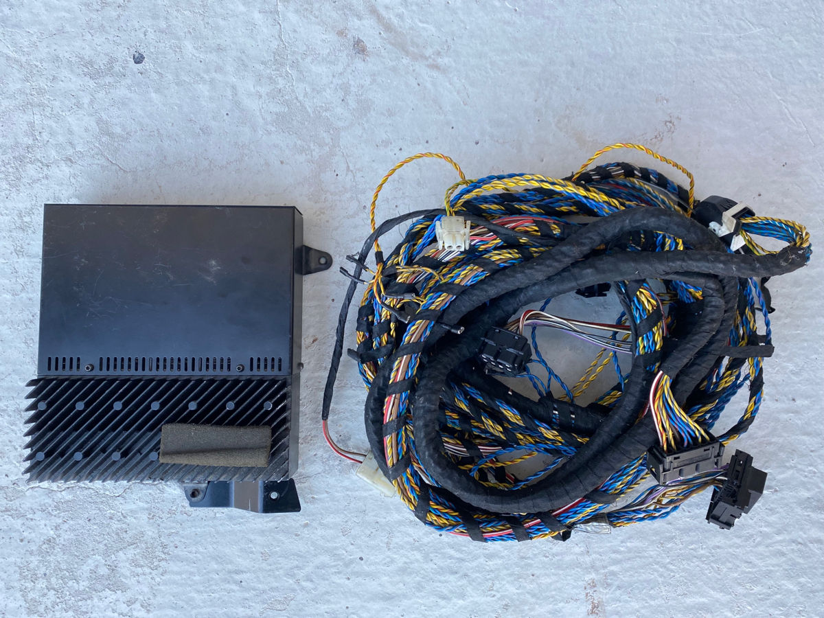 hi-fi-audio-restyle-bmw-e34-touring