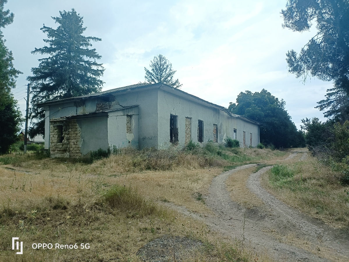 Casă de cultură, club din sovhoz Rezeni foto 1