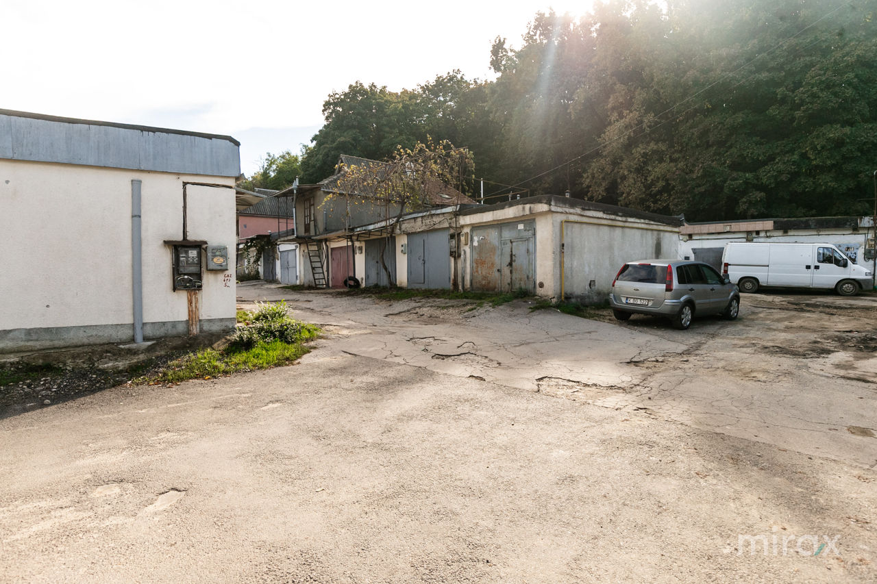 Se vinde garaj în sec. Buiucani! foto 2