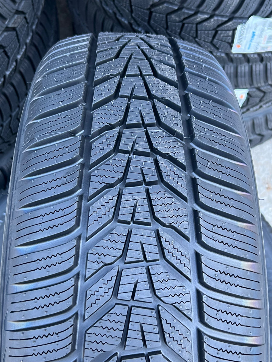 225/60 R17 Hankook Icept Evo3/ Доставка, livrare toata Moldova foto 2