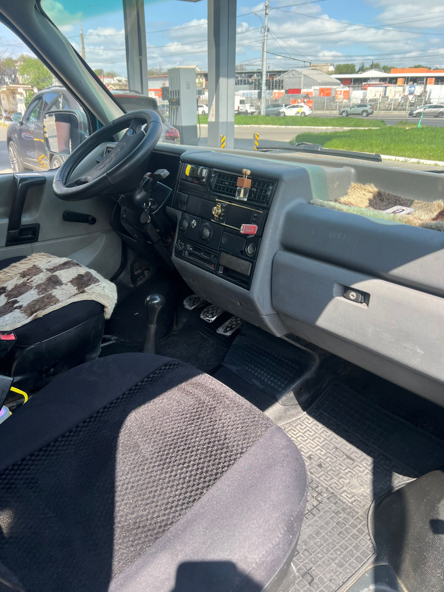 Volkswagen T4 foto 6