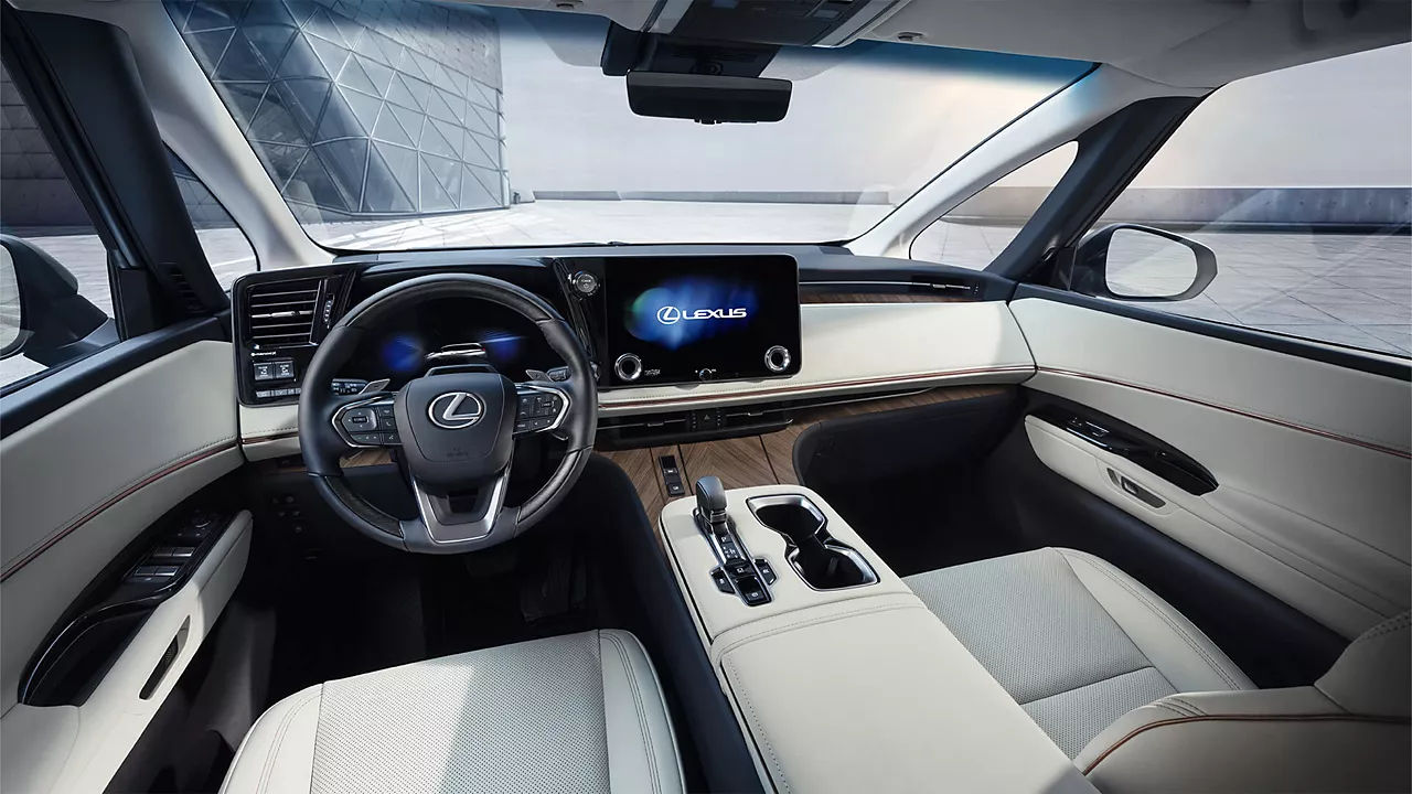 Lexus LM фото 4