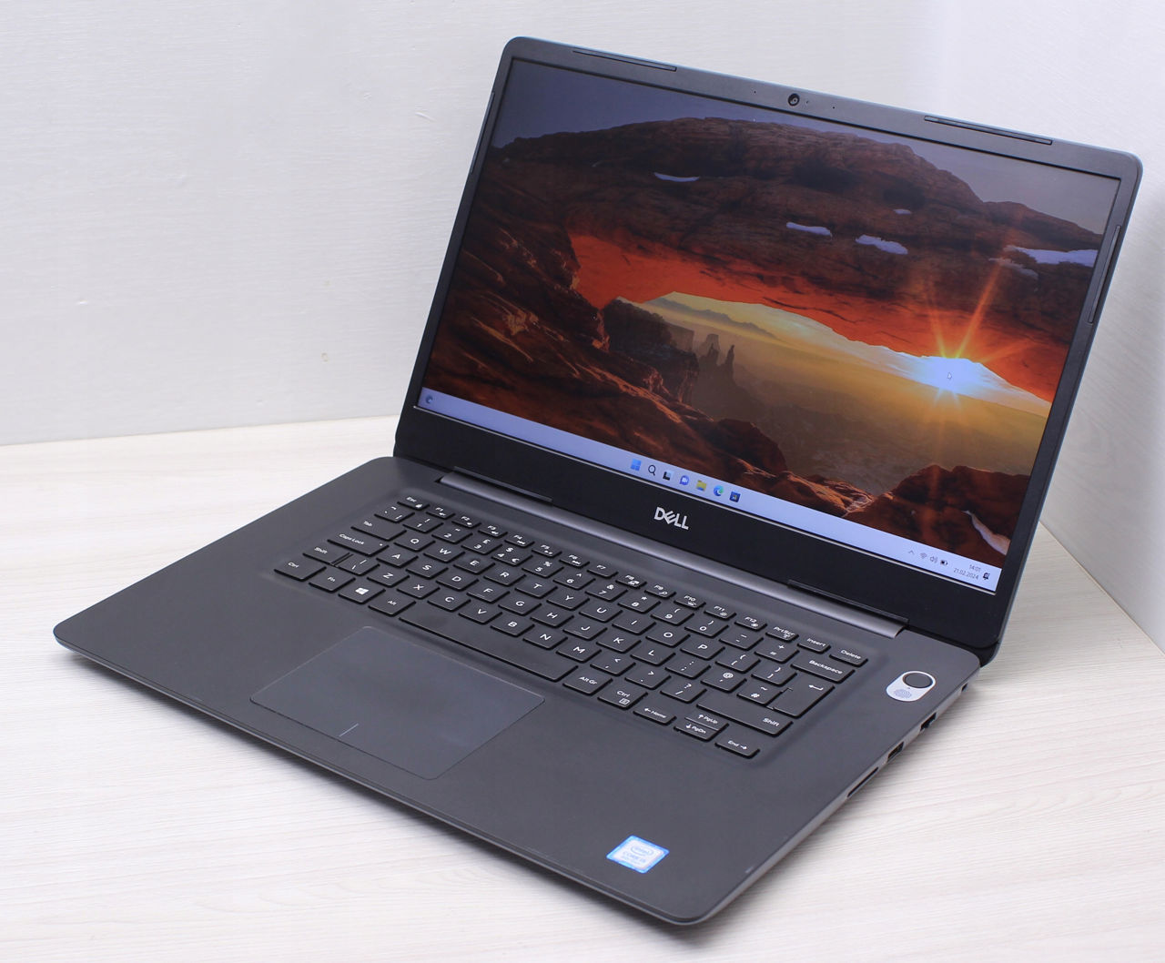 Ноутбук Dell. Intel Core i7 | 16 ГБ RAM | SSD 1ТБ | NVIDIA GeForce MX130 | экран 15,6.