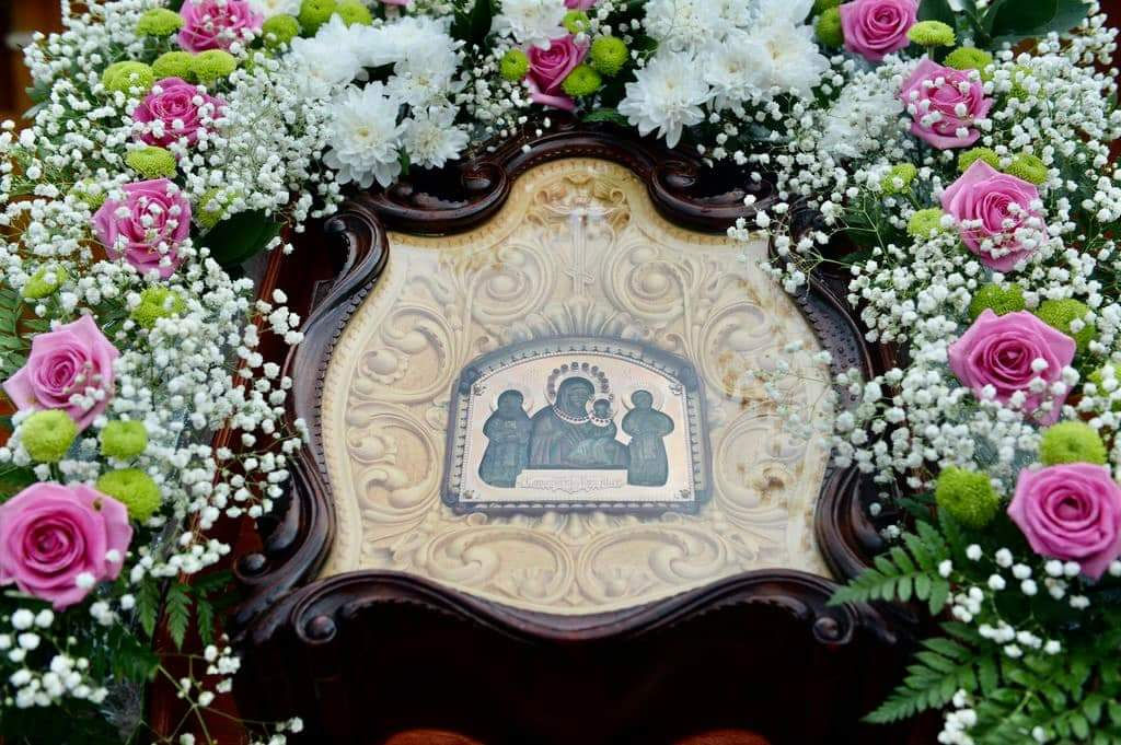 Куплю иконы , киооты , Cumpăr Icoane vechi pe lemn pentru propria colecție, articole bisericești vec foto 8