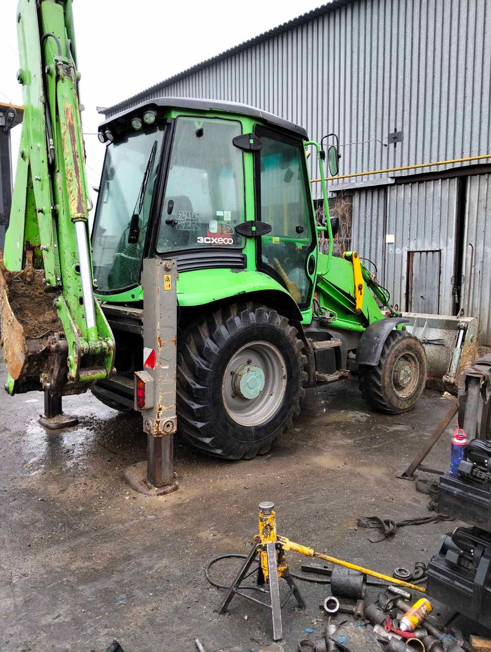 Buldoexcavator JCB 3CX + 3 cupe incl TVA foto 0