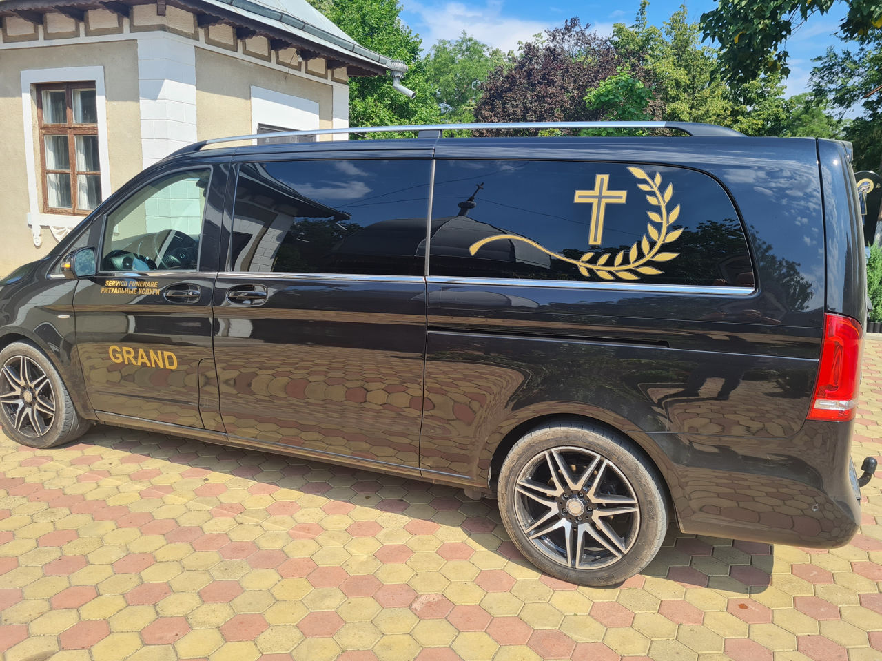 Ритуальные услуги "Grand" Кагул-Servicii funerare "Grand" Cahul foto 4