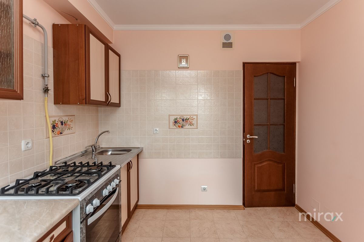 Apartament cu 1 cameră, 43 m², Poșta Veche, Chișinău foto 3