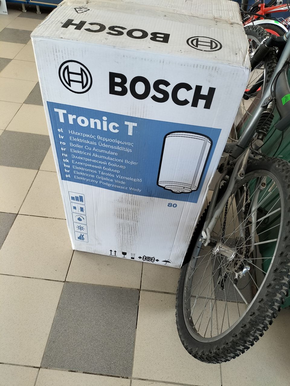 Продам электрический бойлер 80 литров!В использовании не был!