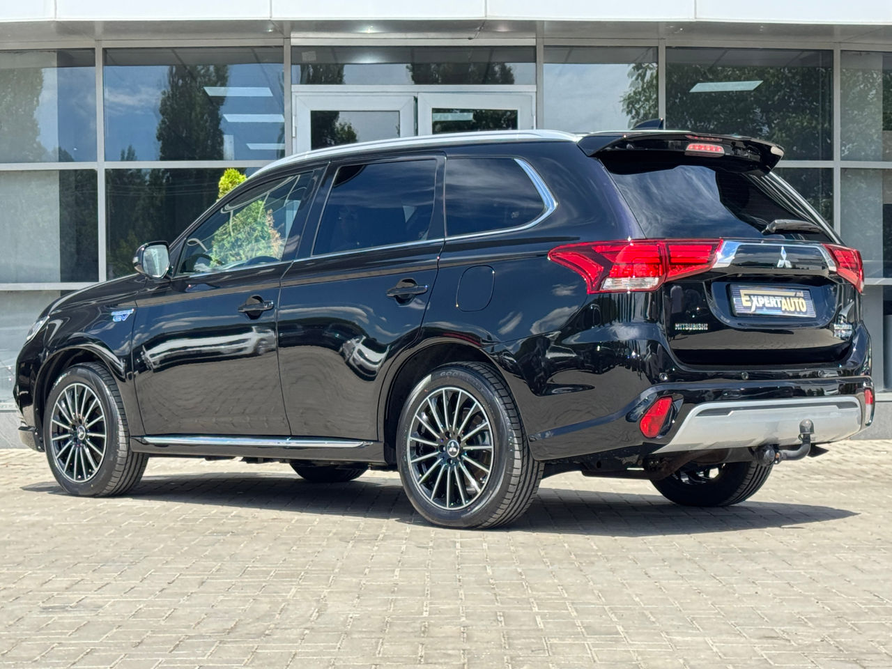 Mitsubishi Outlander — фото 4