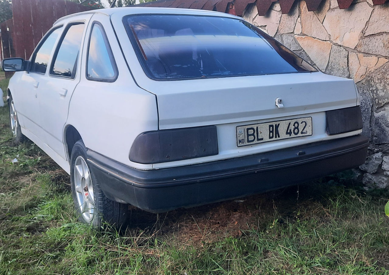 Ford Sierra foto 3