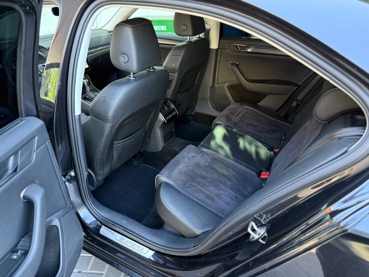 Skoda Superb foto 5