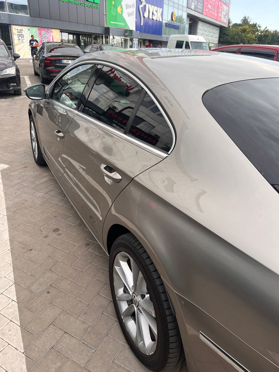 Volkswagen Passat CC foto 8