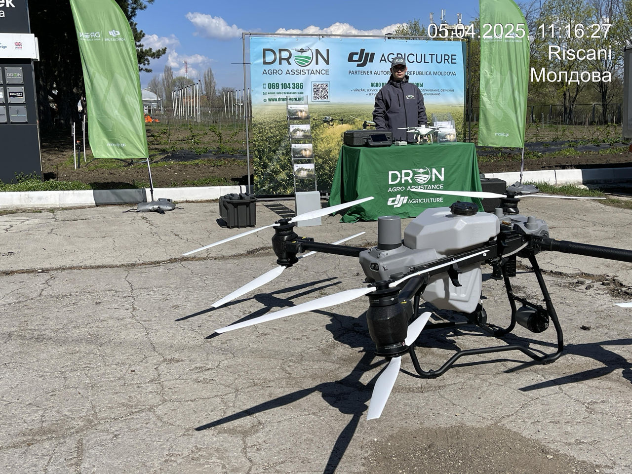 Stropire Agricolă Profesională cu Drone Agricole/ Профессиональное Опрыскивание Полей Агро Дронами  foto 6