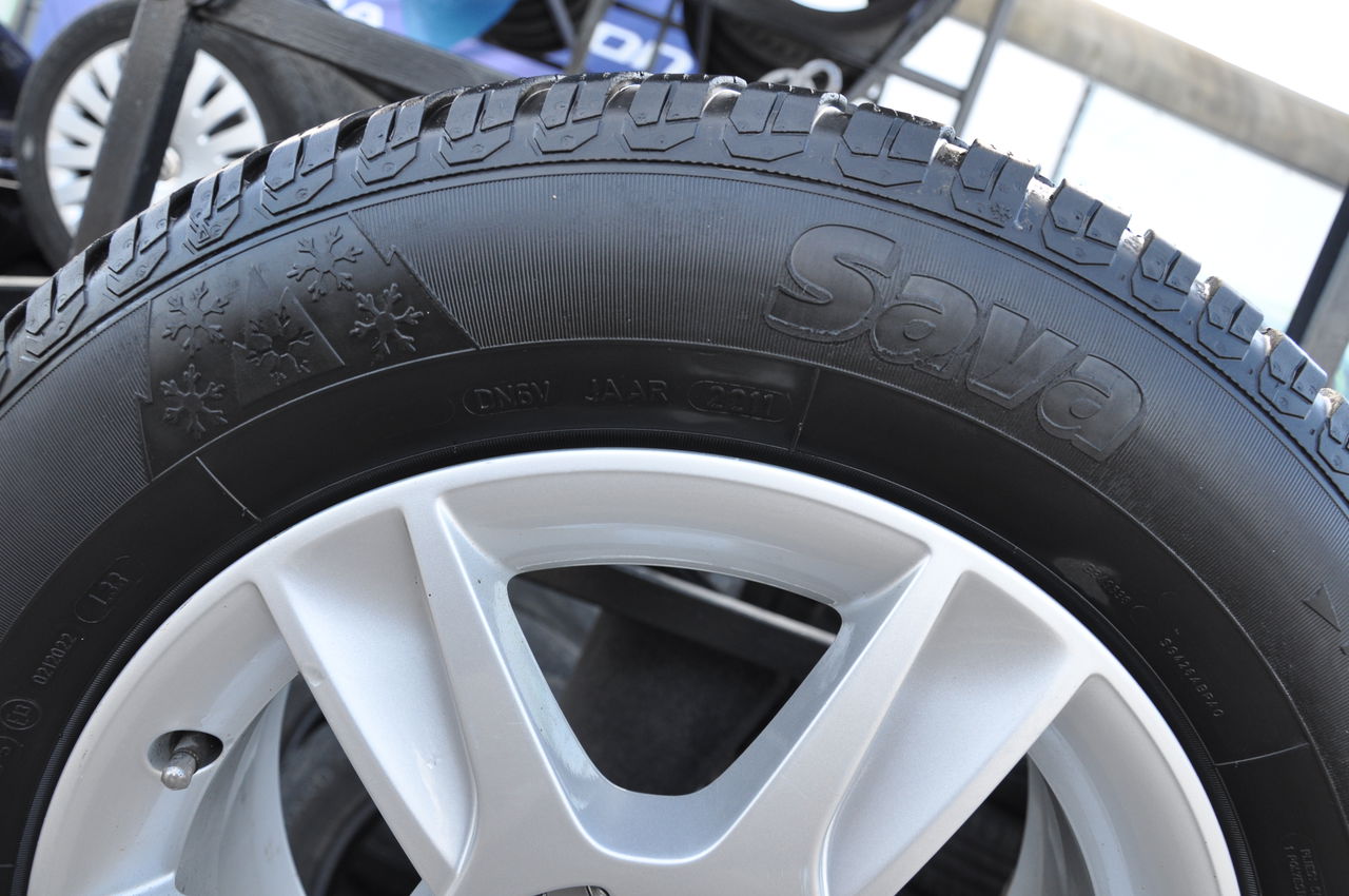 R16 215/65 sava все сезонные. диски ауди vw mercedes 5х112 в комплекте!