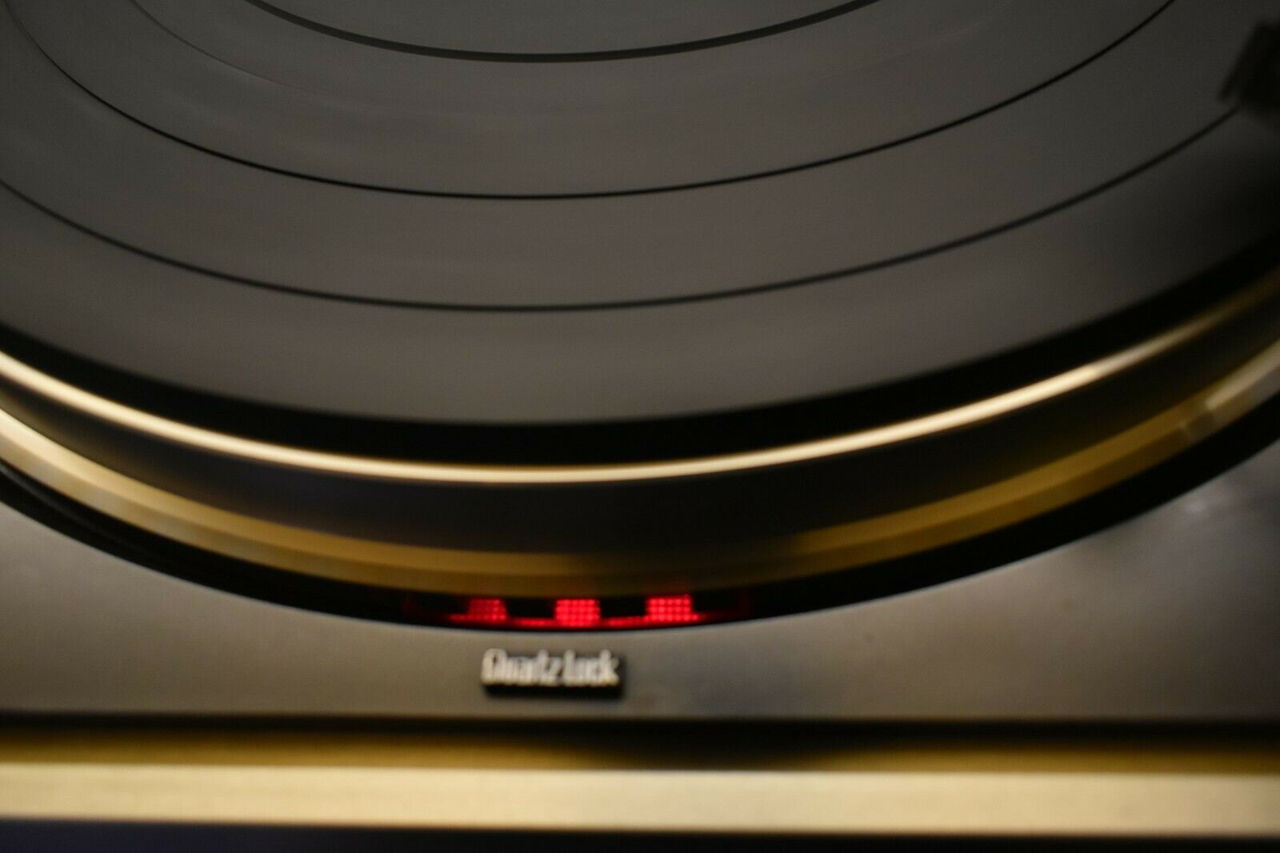 JVC QL-A2 Direct Drive Turntable High Fidelity Direct Drive Turntable фото 6