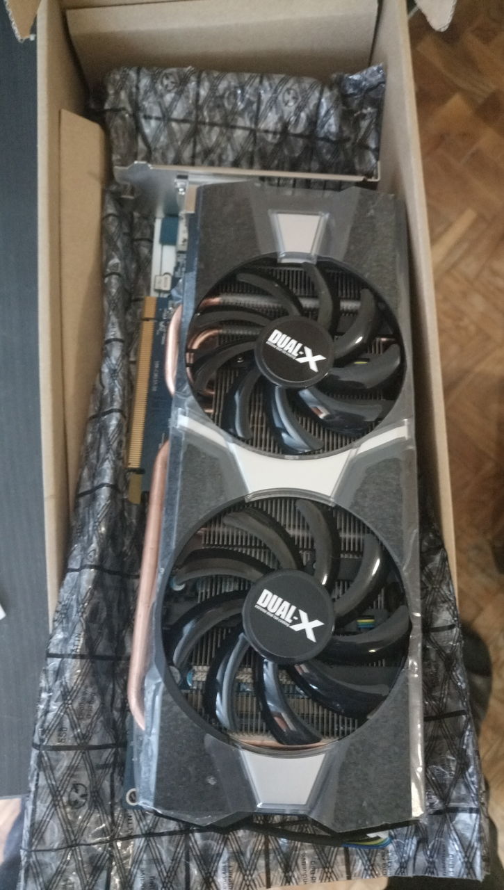 Сколько потребляет ватт видеокарта r9 280x