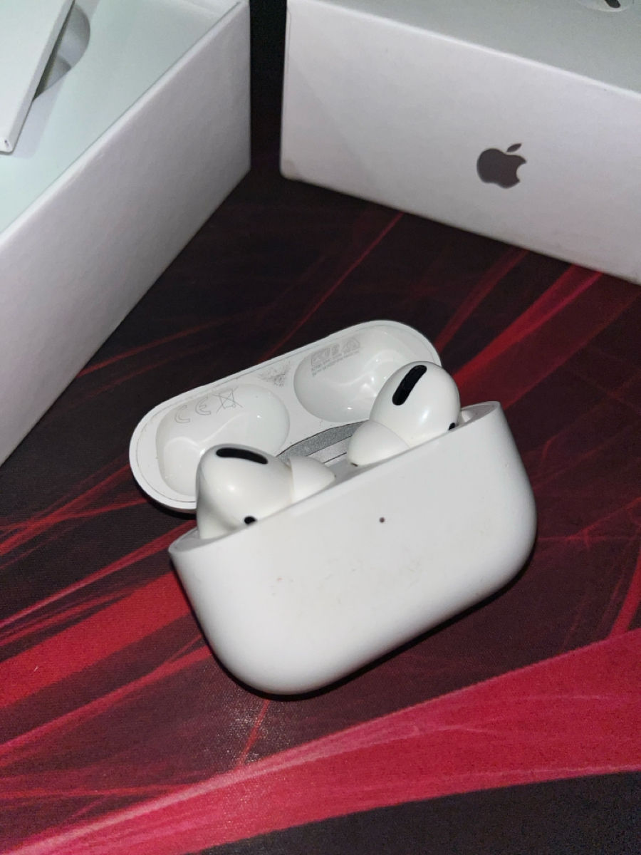 AirPods Pro, originale foto 0