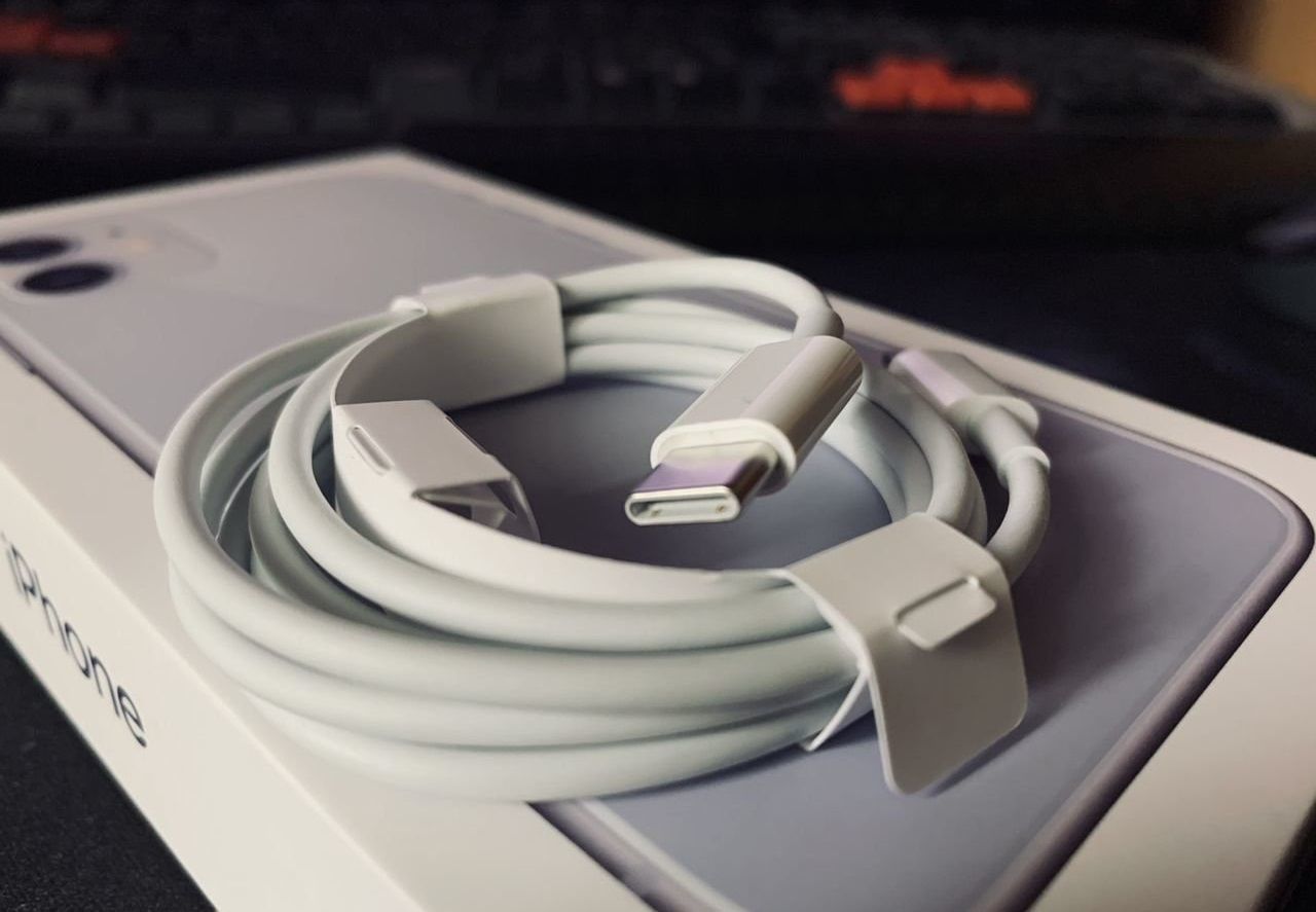 Зарядный Кабель USB/USB-C Apple 100% оригинальные , доставка