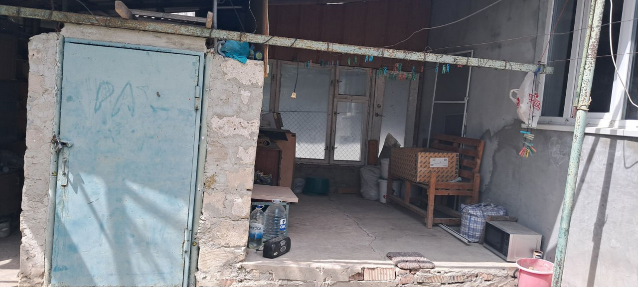 Se vânde  două case pe un singur teren, direct de la proprietari ! foto 8