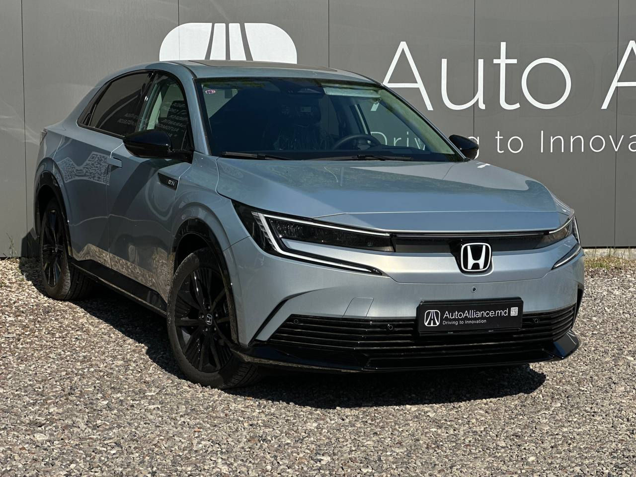 Honda e:NP2 фото 2