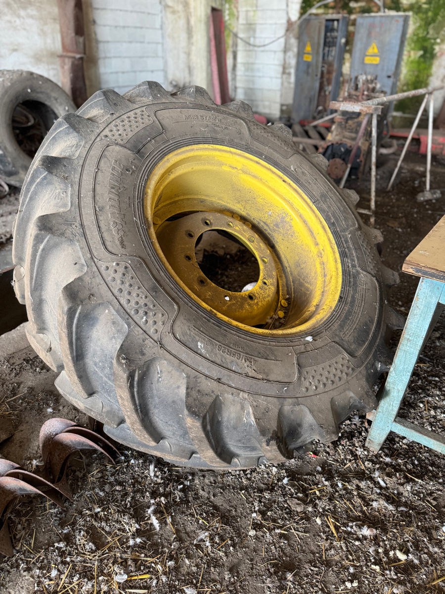 John Deere 6900 фото 6