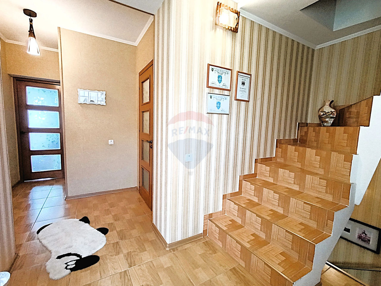 Refugiu Exclusivist în Codru – Casă cu 3 Dormitoare + Living, 195 m², 6 Ari, Gata de Locuit! фото 17