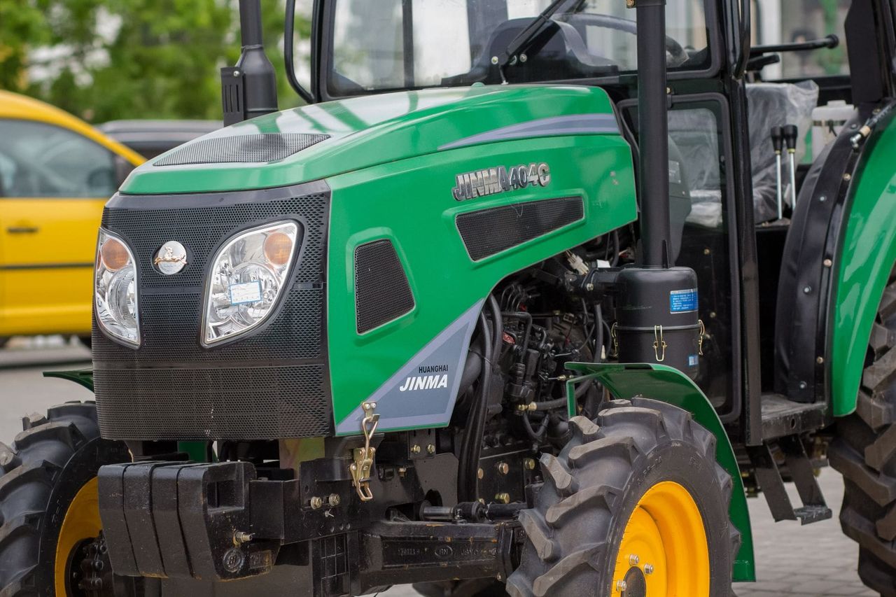 Noul tractor agricol Jinma 404c disponibil in stoc pe adresa or. Chisinau str.Lunca Bicului 41/1 foto 9